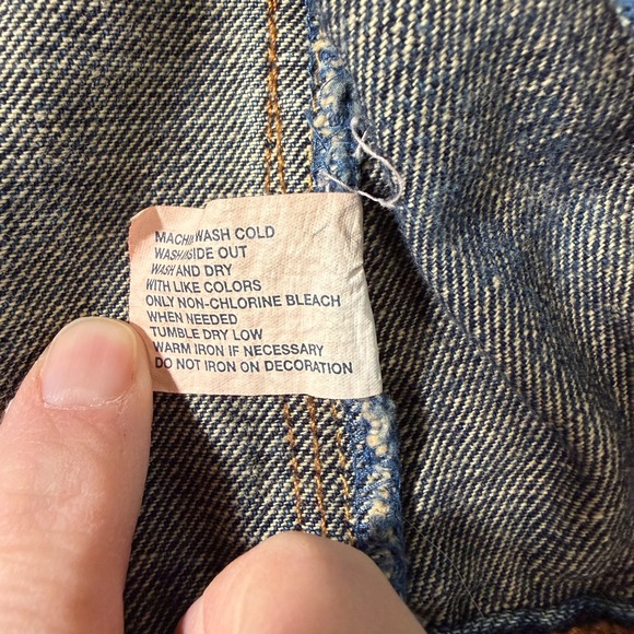 Gap Boho Embroidered Denim Jacket Size XL Floral Cottage Butterflies Indie Y2K - Picture 10 of 10